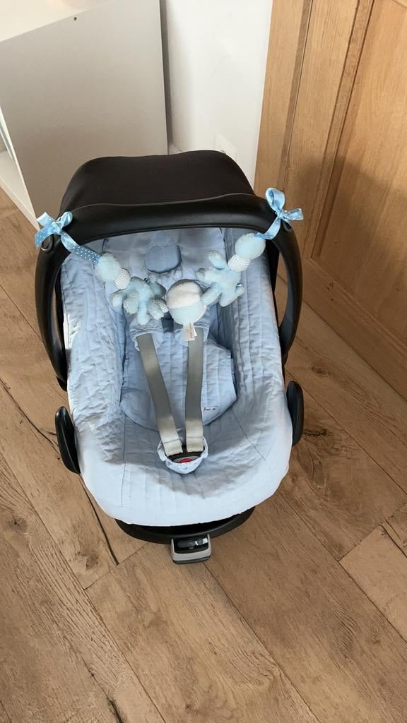 Maxi cosi pebble + Familyfix+ First hoes lichtblauw, Ophalen, Gebruikt, Maxi-Cosi, Isofix