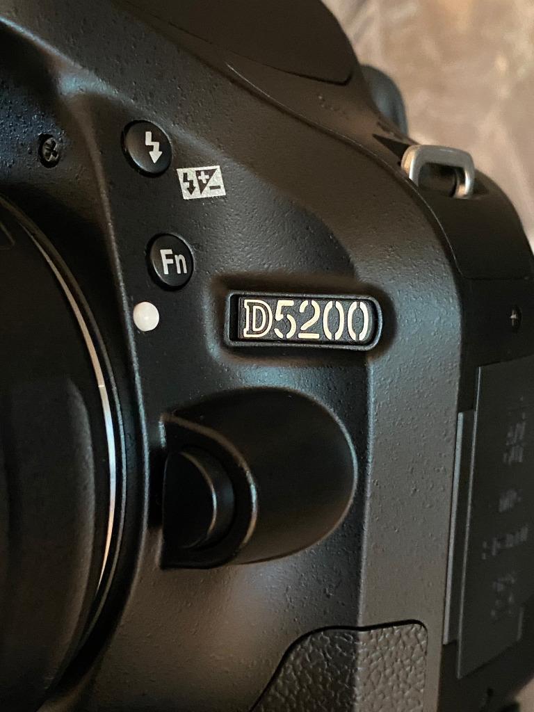 Nikon D5200, Enlèvement ou Envoi, Moins de 4 fois, Comme neuf, Reflex miroir