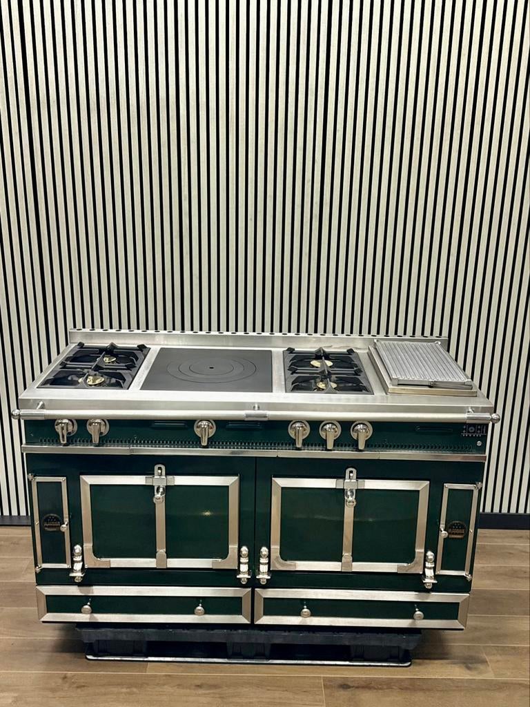 Luxe Fornuis La Cornue Chateau 5 pits coupe de feu 150 cm, 60 cm of meer, Ophalen of Verzenden, Zo goed als nieuw, Energieklasse A of zuiniger