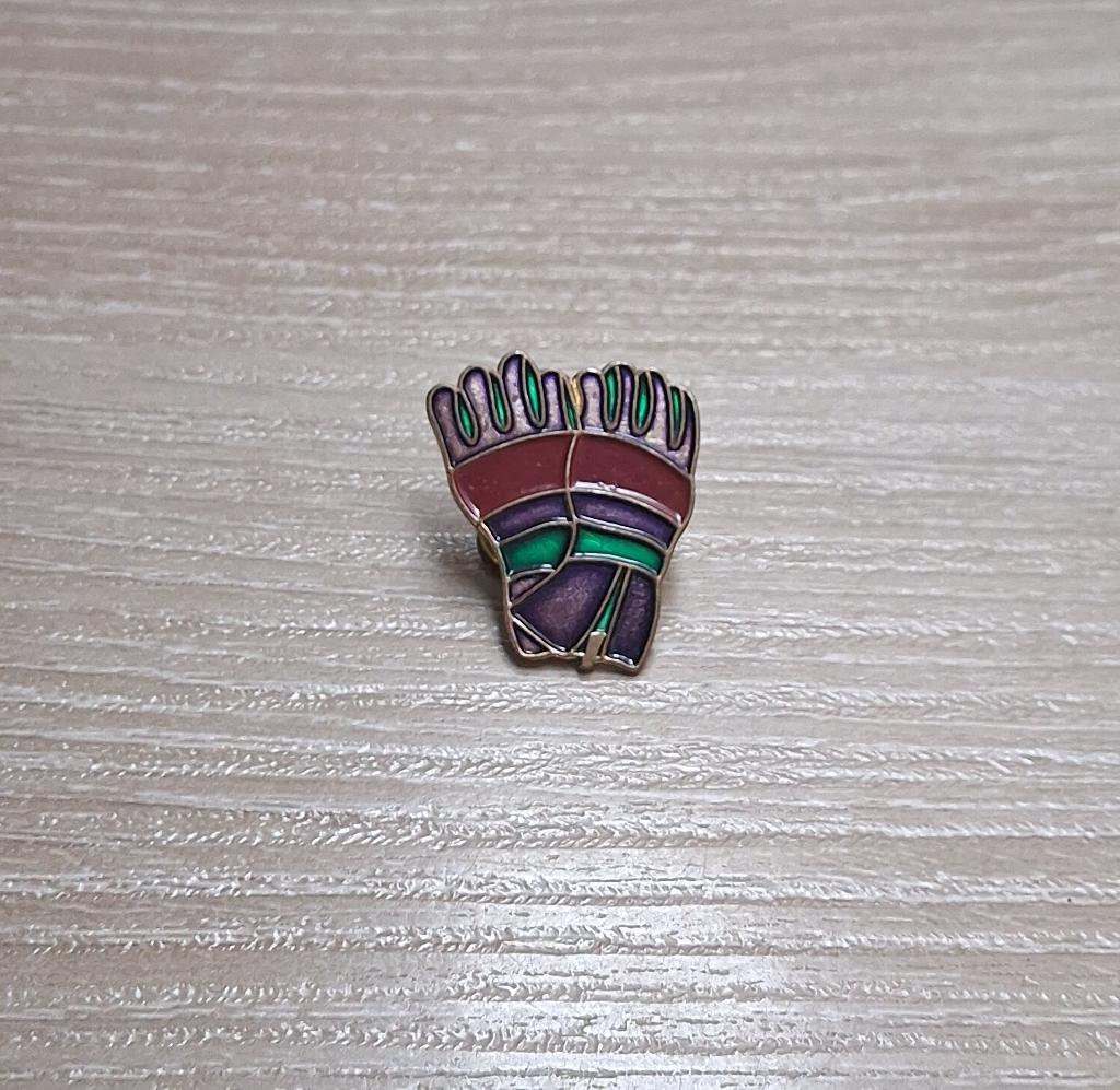 PIN - HANDSCHOENEN - GANTS - GLOVES, Envoi, Utilisé, Autres sujets/thèmes, Insigne ou Pin's