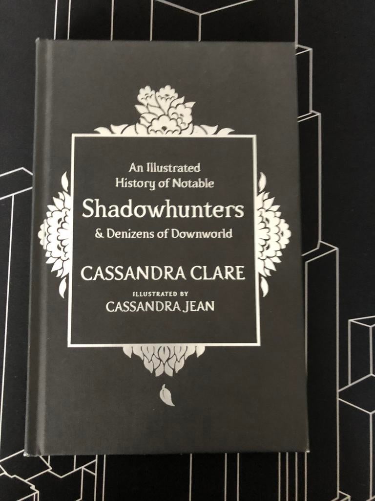 An Illustrated History of Notable Shadowhunters, Ophalen, Zo goed als nieuw, Cassandra Clare