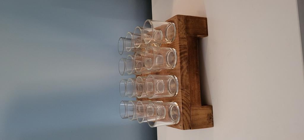 Glaasjes met staander, Huis en Inrichting, Ophalen, Zo goed als nieuw