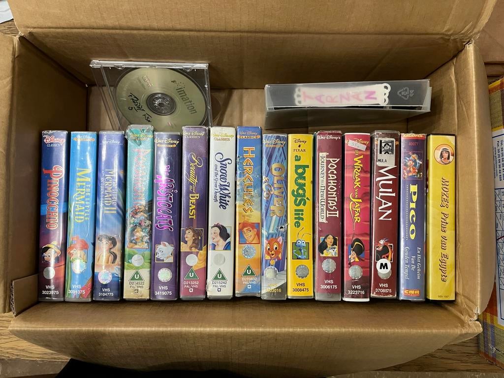 VHS Disney Classic en andere films, Cd's en Dvd's, Vanaf 6 jaar, Ophalen, Gebruikt, Overige genres