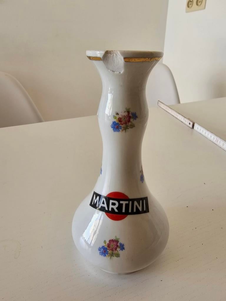 Martini  rossi
vaas zeer oud, Ophalen of Verzenden, Zo goed als nieuw