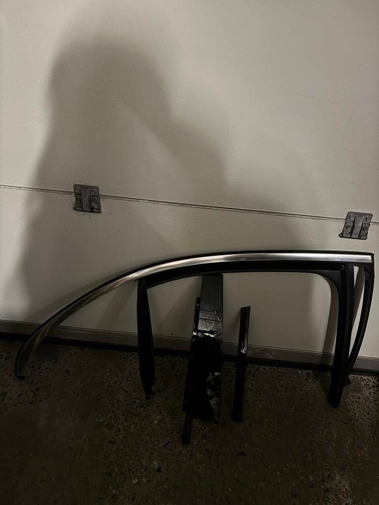 Encadrement crome+interieur porte avec accessoires Mercedes, Auto-onderdelen, Carrosserie, Deur, Mercedes-Benz, Achter, Rechts