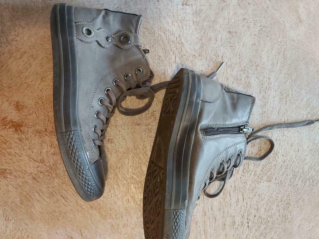 Hoge taupekleurige sneakers mt 36/37 Blue Haven, Utilisé, Chaussures, Bluehaven, Enlèvement ou Envoi