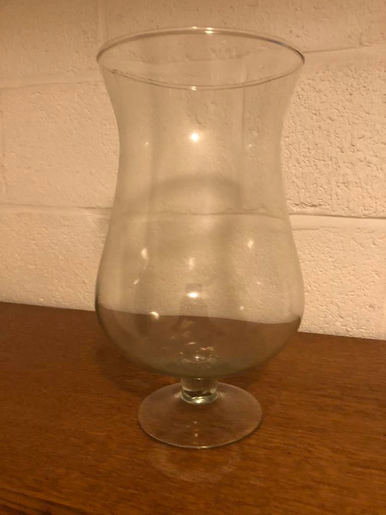 Verre géant sur pied de +/- 30 cm de haut, Enlèvement, Comme neuf