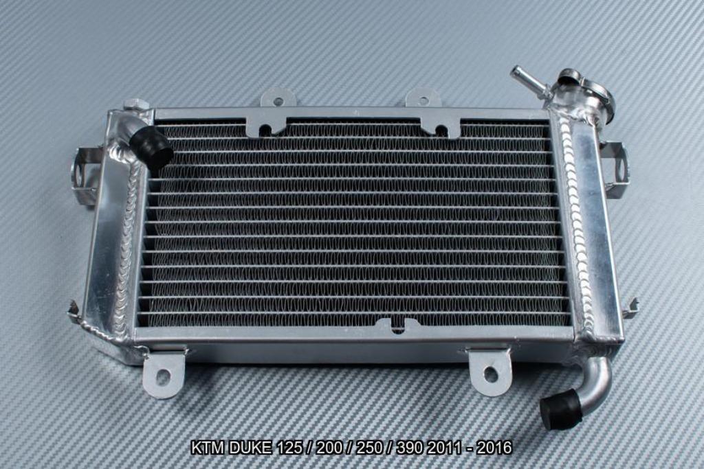 Radiateur AVDB KTM DUKE 125 / 200 / 250 / 390 2011 - 2016, Motoren, Ophalen of Verzenden, Nieuw