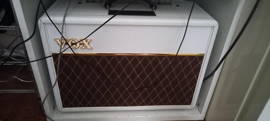 vox ac 10 lamp versterker limited edition zo goed als nieuw, Muziek en Instrumenten, Ophalen, Zo goed als nieuw, Gitaar, Minder dan 50 watt