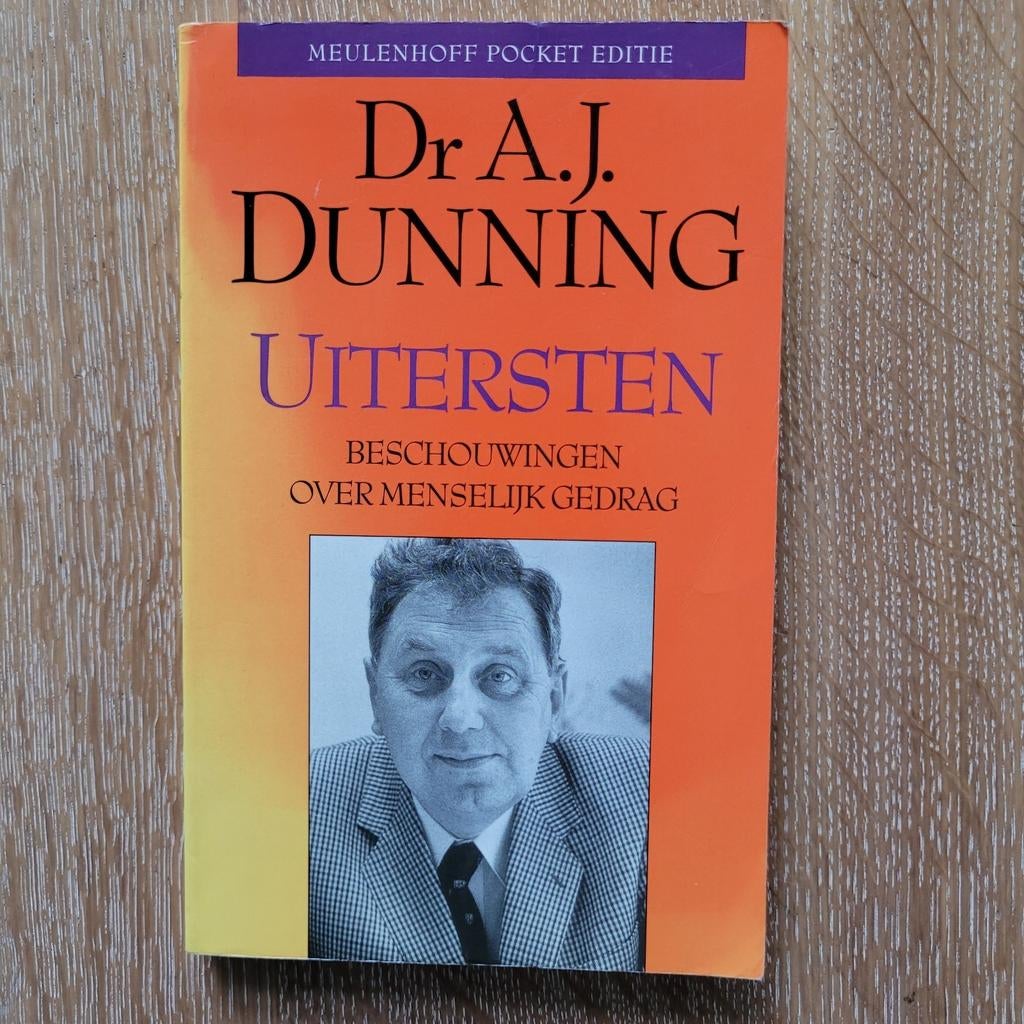 Dunning - Uitersten, Boeken, Ophalen of Verzenden, Gelezen, Dunning