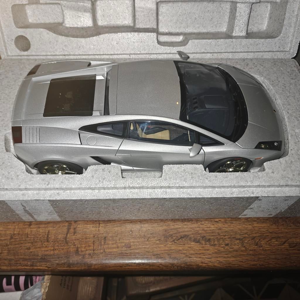 Lamborghini Gallardo 1/12 autoart, Enlèvement ou Envoi, Comme neuf