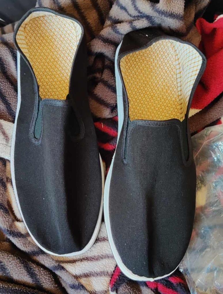 pantouffles de marche unisex noires, 39/40 neuve, Vêtements | Hommes, Neuf, Enlèvement ou Envoi, Flâneurs, Autre