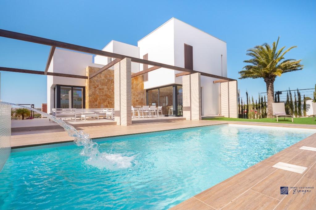 villa 4ch a vendre sur le bord de mer en espagne, Immo, Village, Maison d'habitation, 196 m², 4 pièces