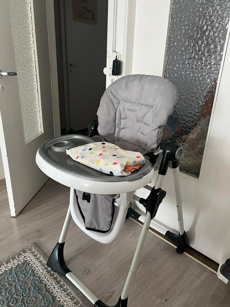 Babystoel + eetshortje ikea, Ophalen, Zo goed als nieuw
