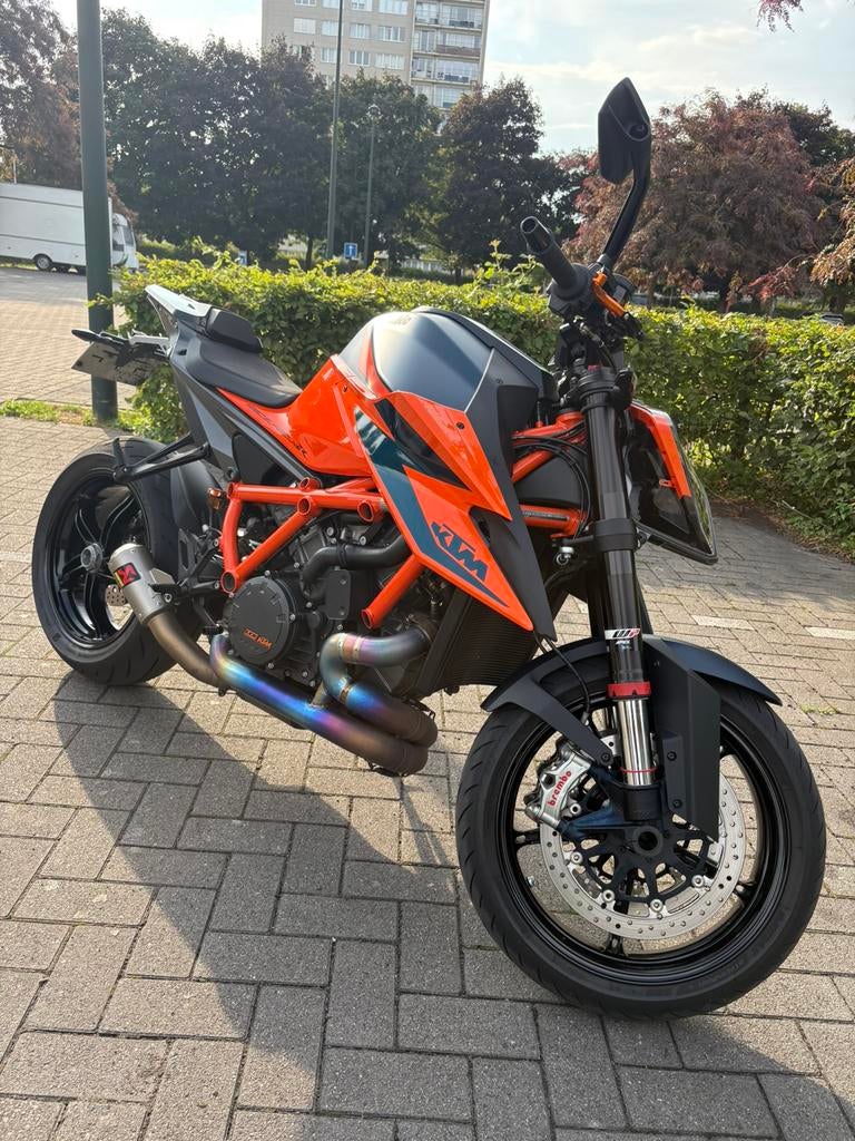 KTM 1290 SuperDuke R, Permis Moto A, Plus de 35 kW, 2 cylindres, Particulier