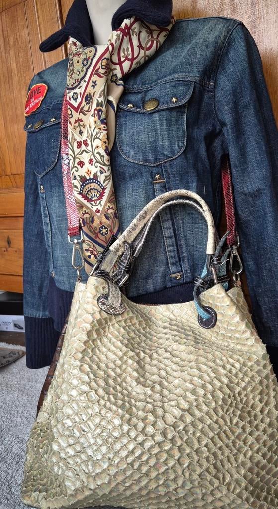 Leren tas in verschillende kleuren, Ophalen of Verzenden, Zo goed als nieuw