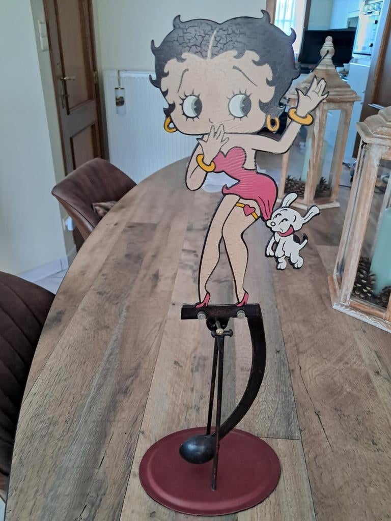 Betty boop sur balancier, Enlèvement ou Envoi, Comme neuf