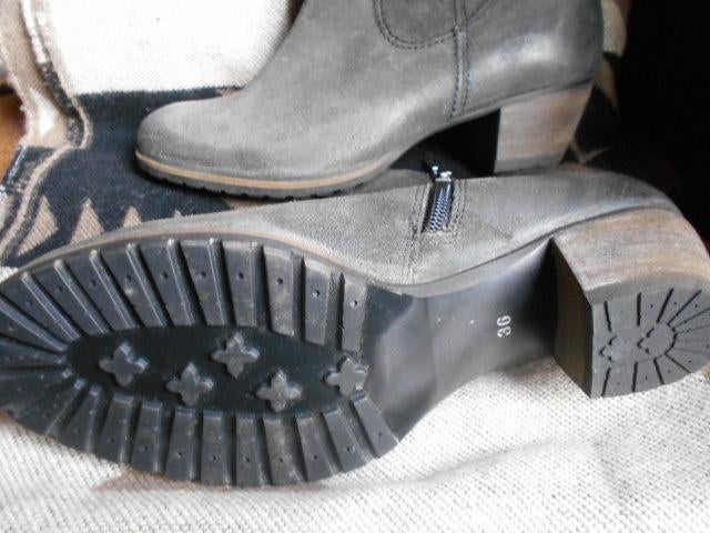 nieuwe laarsjes, schoenen vanaf 5 €, Zwart, Lage of Enkellaarzen, Nieuw, Ophalen of Verzenden