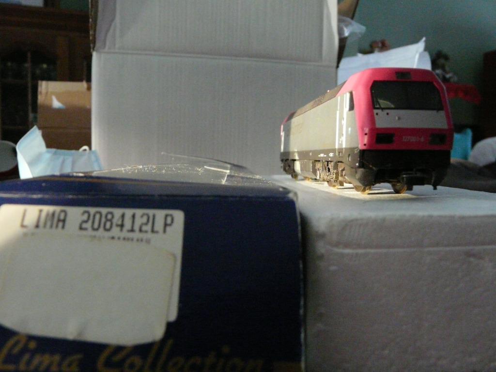 LIMA  Collection 20841 Eurosprinter E-loc BR 127, Analogique, Enlèvement ou Envoi, Locomotive, Lima