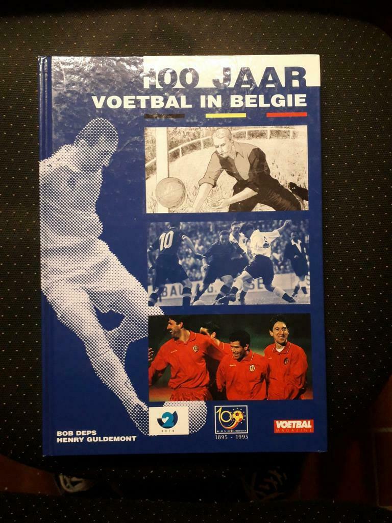 100 jaar voetbal in Belgie KBVB, Boeken, Ophalen of Verzenden, Zo goed als nieuw