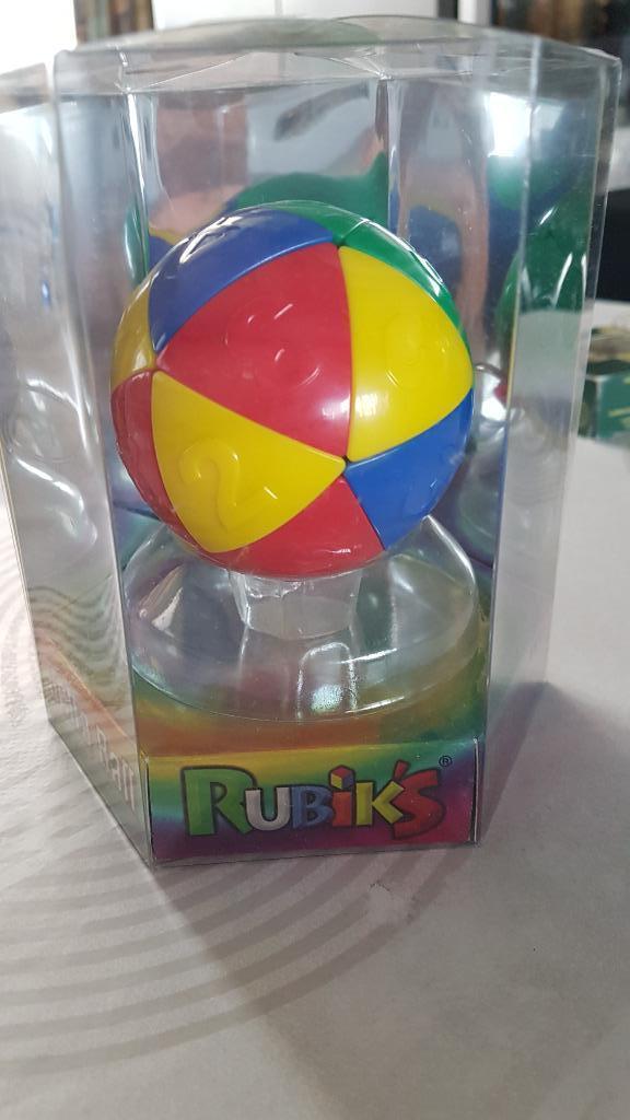 Rubik's Cube Delta Ball, Hobby en Vrije tijd, Denksport en Puzzels, Zo goed als nieuw, Rubik's of 3D-puzzel, Ophalen of Verzenden
