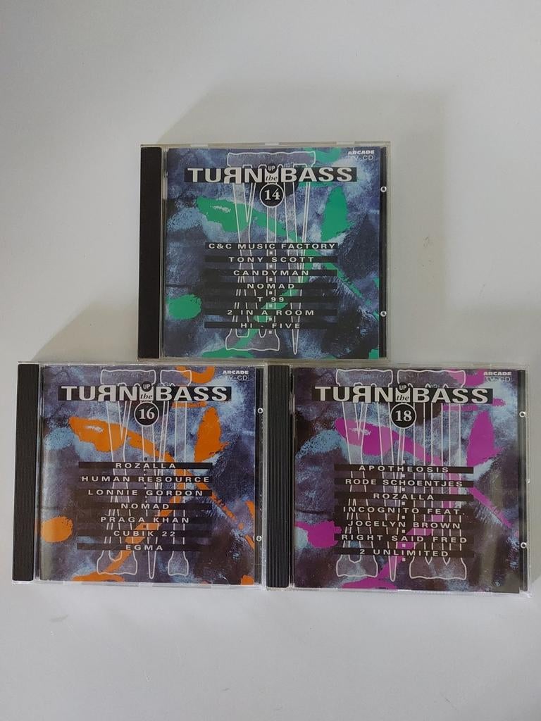 TURN UP THE BASS 14+16+18, Cd's en Dvd's, Verzenden