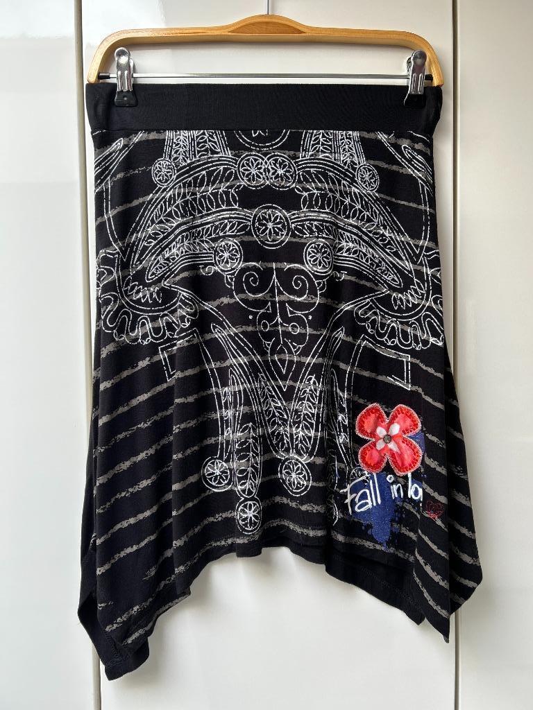 Desigual zwarte rok - Maat S, Kleding | Dames, Rokken, Zwart, Ophalen of Verzenden, Zo goed als nieuw, Knielengte