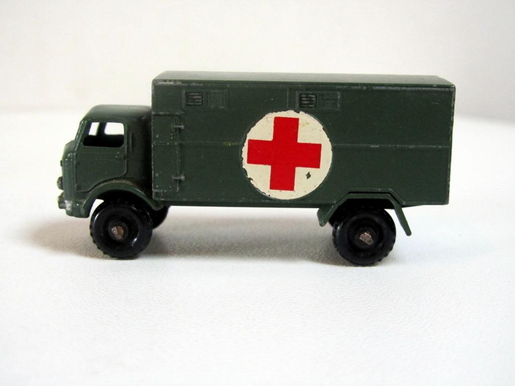 Service Ambulance Ford 63a 1959 Lesney Matchbox Regular Wh., Ophalen of Verzenden, Gebruikt, Bus of Vrachtwagen