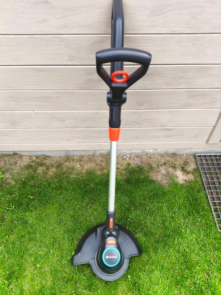 Gardena kantenmaaier / grastrimmer, Ophalen of Verzenden, Zo goed als nieuw, 10 tot 30 cm, Elektrisch