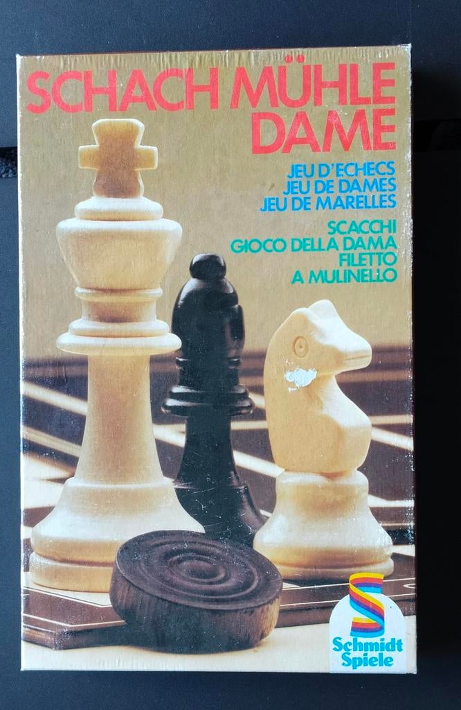 Jeu de plateau composé d'échecs, de dames et de taupes, Enlèvement ou Envoi, Utilisé