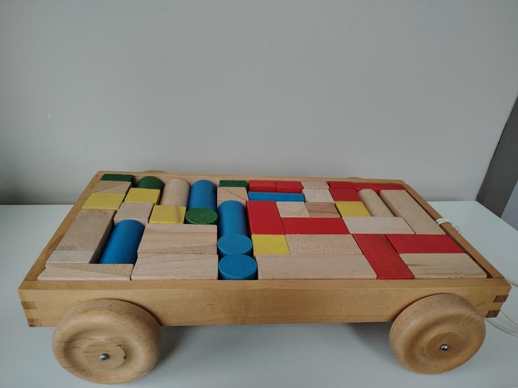 Vintage blokken karretje, Ophalen