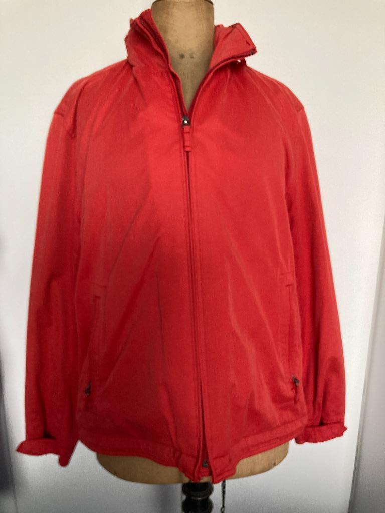 Rode heren jacket Deer Island Quality wear maat 56, Kleding | Heren, Maat 56/58 (XL), Ophalen of Verzenden, Gedragen, Rood