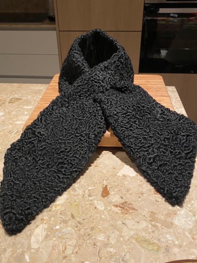 Astrakan halsdoek, Ophalen of Verzenden