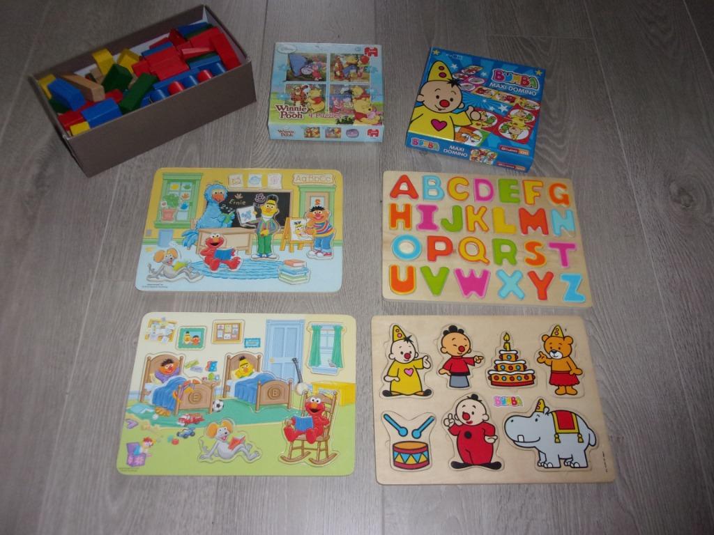 Pakket met verschillend peuter speelgoed, Enlèvement ou Envoi, Comme neuf, Puzzles