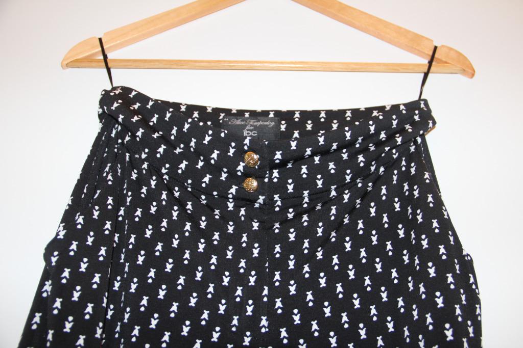 Élégant pantalon noir motifs blancs Alice Temperley JBC 36, Enlèvement ou Envoi, Comme neuf, Noir, JBC