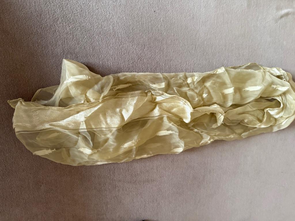 Nieuwe sjaal Sarah Pacini gratis verzending, Kleding | Dames, Sarah pacini, Ophalen of Verzenden, Nieuw, Sjaal