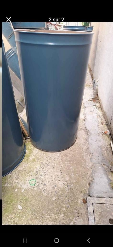 Tonneau métal  pour un 15 euro et pour les quatre 50 eur, Jardin & Terrasse, Barils de pluie, Enlèvement ou Envoi, Comme neuf