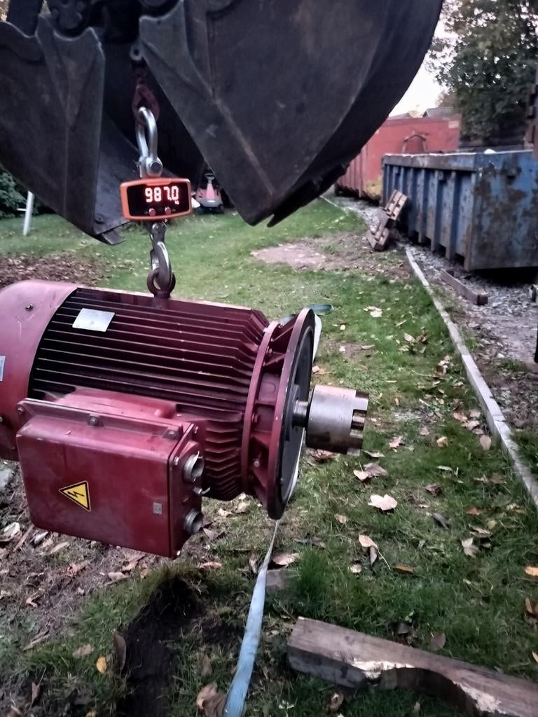 Opkoper electro motoren, en oud ijzer ...0497/15.98.08, Ophalen, Gebruikt