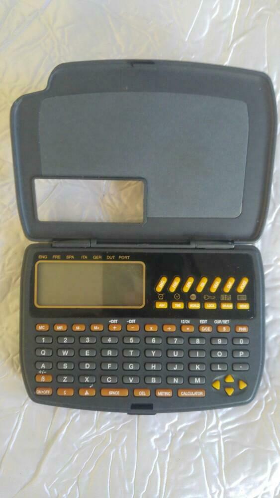 Vintage PDA translator 7 langues piles a remplacer, Enlèvement ou Envoi