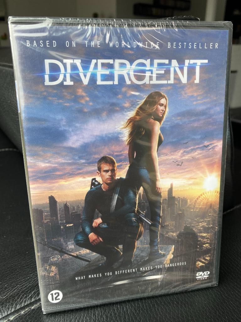 Divergent, À partir de 12 ans, Enlèvement ou Envoi, Neuf, dans son emballage, Science-Fiction