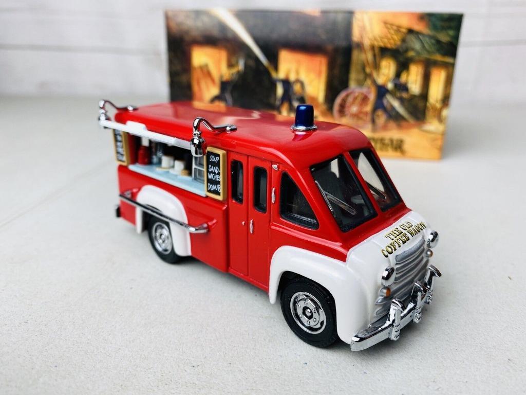 Matchbox MoY YFE16 1948 Dodge Route Van Support brandweer, Hobby en Vrije tijd, Ophalen of Verzenden, Zo goed als nieuw, Overige typen