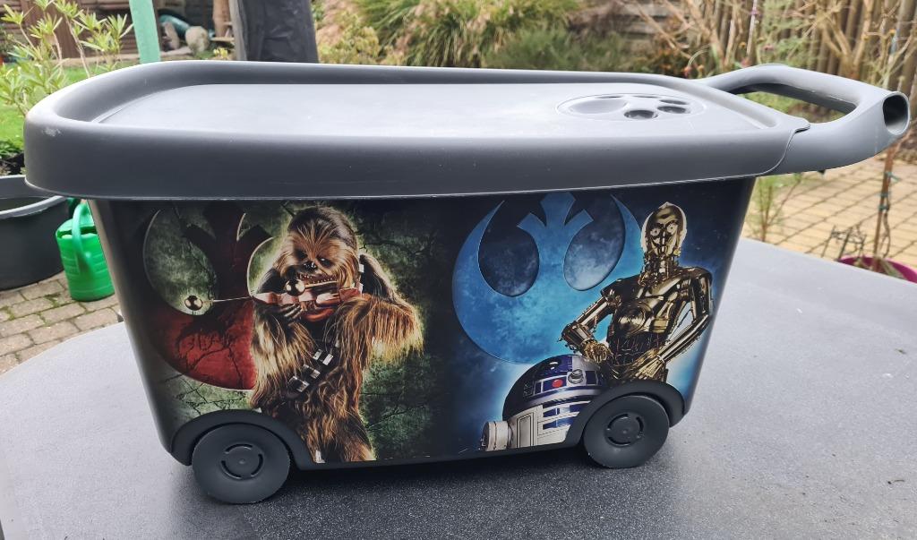 Curver Roller Toy Box - Star Wars, Enfants & Bébés, Jouets | Autre, Utilisé, Garçon ou Fille, Enlèvement ou Envoi