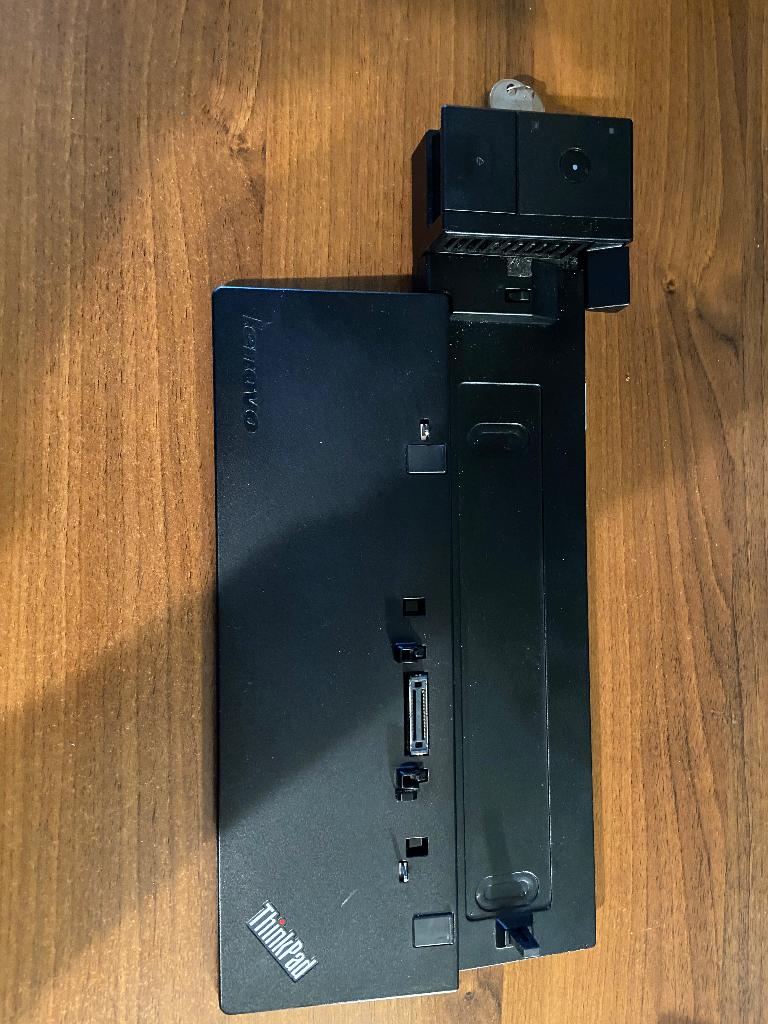 Lenovo ThinkPad Ultra Dock 40A2, Enlèvement, Utilisé, Station d'accueil, Portable