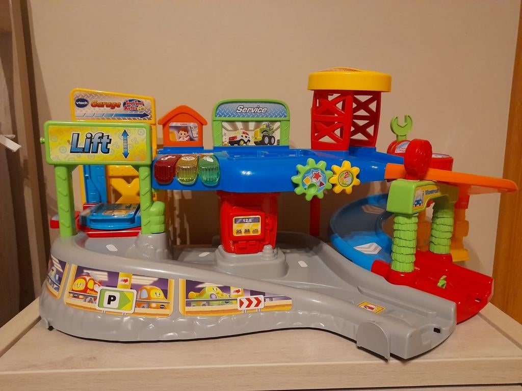 Vtech toet toet garage, Ophalen of Verzenden, Zo goed als nieuw