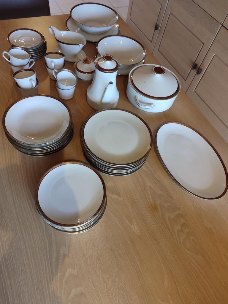 Vaisselle Winterling Marktleuthen Bavaria complète 8 pièces, Enlèvement