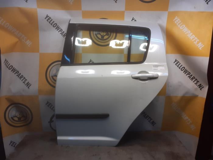 Portière 4portes arrière gauche d'un Suzuki Swift (Z7T), -, 3 mois de garantie, Utilisé, Porte