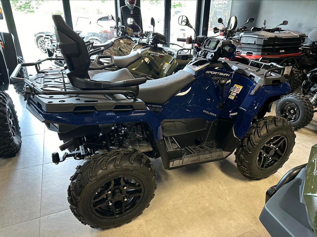 PROMO! Nieuwe Polaris Sportsman Touring 570 SP 4x4 2-zit, Motoren, Quads en Trikes, 570 cc, 1 cilinder, 12 t/m 35 kW