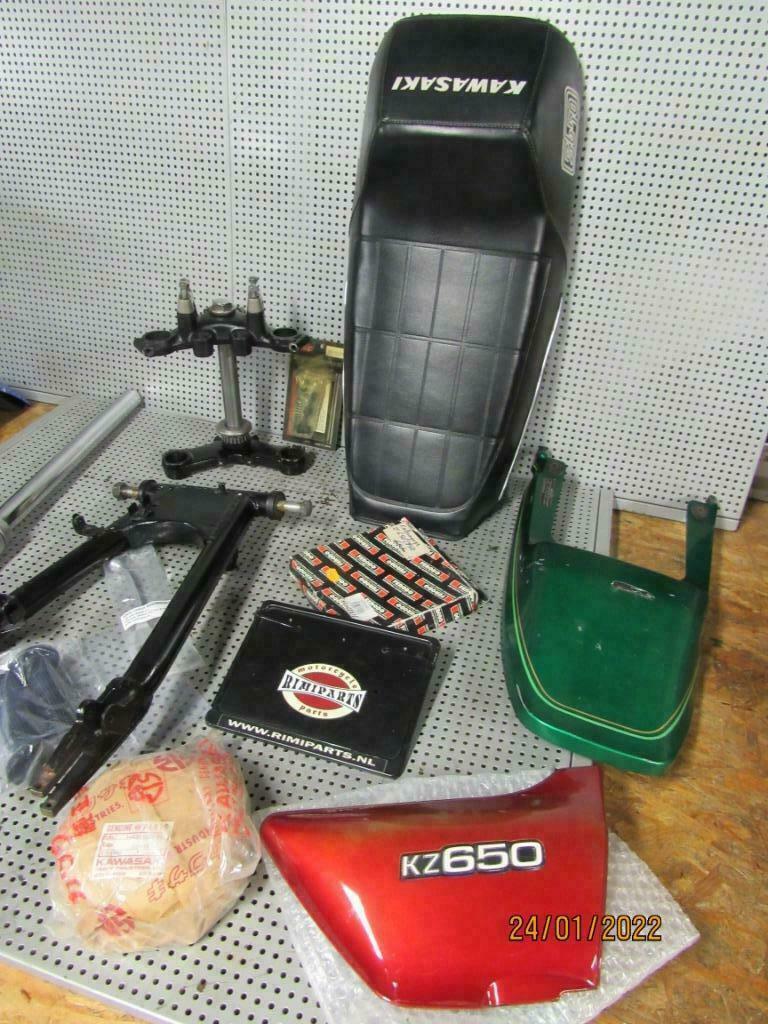 Z650 Op zoek naar Kawasaki Z 650 Classic onderdelen? '70-'80, Motoren, Onderdelen | Oldtimers, Gebruikt, Ophalen of Verzenden