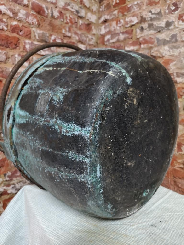 Chaudron en cuivre, Enlèvement, Cuivre