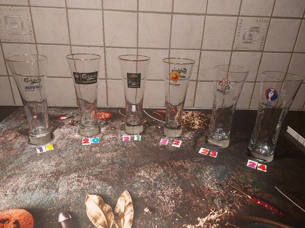 Verres à bière Football Carlsberg, Collections, Enlèvement ou Envoi, Comme neuf, Verre à bière